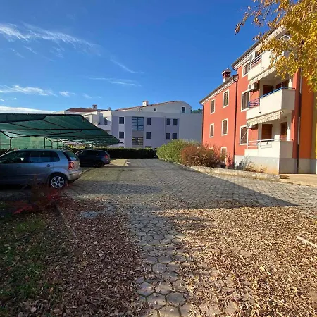 In Novigrad/istrien 36128